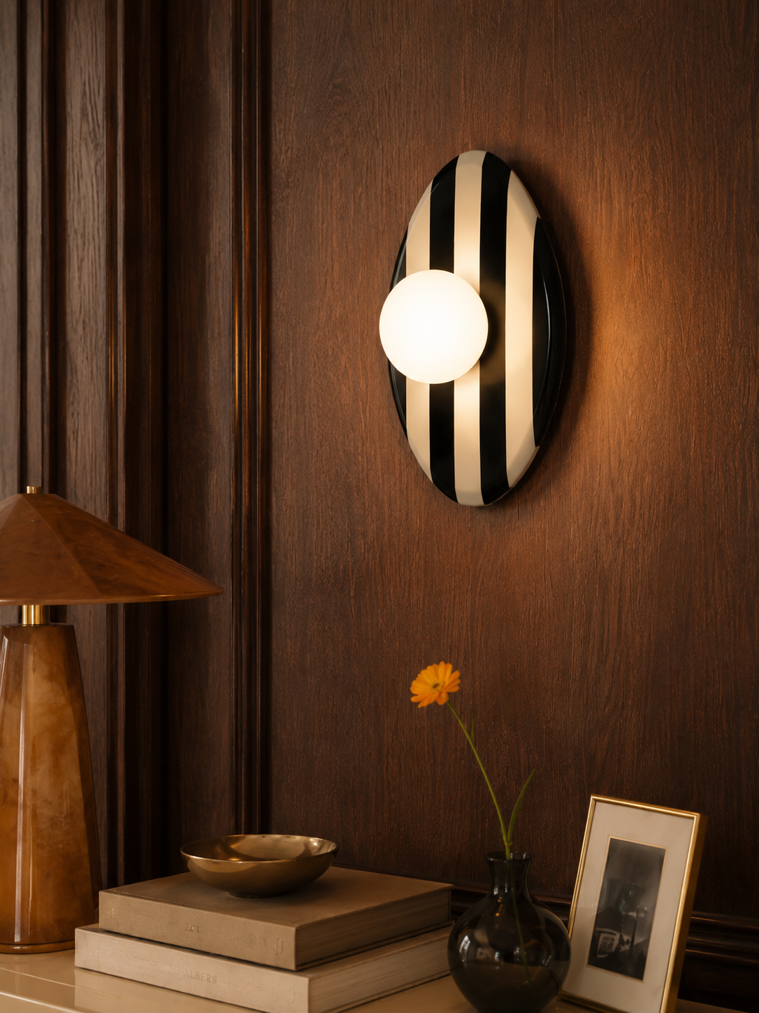 Éclipse Wall Lamp